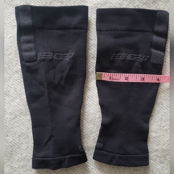 CEP compression calf sleeves black for running or standing athletic exercise leg - Picture 5 of 7
